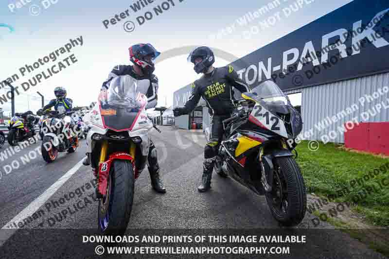 donington no limits trackday;donington park photographs;donington trackday photographs;no limits trackdays;peter wileman photography;trackday digital images;trackday photos